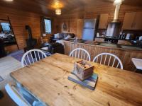Lodge 4 (Superior) - Sleeps 6, Pet Friendly, Hot Tub