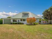 B&B Pauanui - Beach Beauty - Pauanui Holiday Home - Bed and Breakfast Pauanui