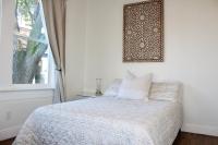 3 Bedroom Modern Ybor City Home- Pet Friendly - B&B Tampa