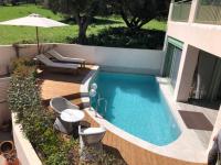 Private pool 2 bedroom apt near the sea - Ferienwohnung