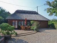 B&B Brundall - Church Barn Studio - Bed and Breakfast Brundall