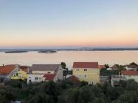 Kuća za odmor "Plaža" - Bed and Breakfast Tkon