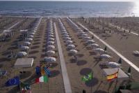 Front Beach Apartments - Attic - B&B Viareggio