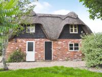 B&B Fordingbridge - Walnut Tree Cottage - Bed and Breakfast Fordingbridge