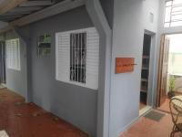 Vierpersoonskamer met Eigen Externe Badkamer