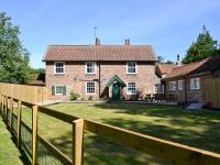 B&B Rudston - The Garden Cottage - Bed and Breakfast Rudston