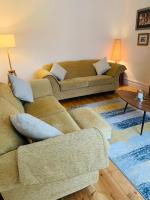 Elegant 3BD Edwardian Home Warminster - B&B Warminster