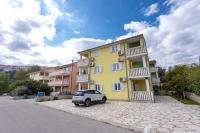 Apartments Crnekovic II Popa Dorcica - Chambres d’hôtes Baška