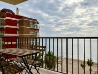 Apartamento frente al mar en Calpe con parking para 4 personas - Bed and Breakfast Calpe