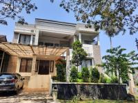Villa Bukit Nirwana - B&B