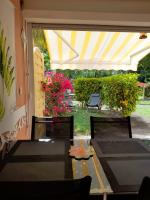 MANOU - B&B