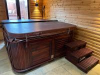 Cosy 3 Bed Cottage-Parking-Garden-Free Hot Tub Weekends-Work or Leisure - Chambres d'hôtes Gloucester