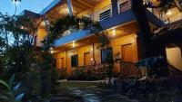 New Village Lodge - Ferienwohnung Oslob