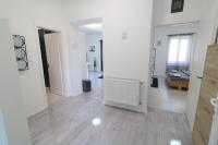 Black or White - B&B Szeged