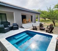 B&B Marloth Park - 2 Bedroom Bush Villa close to the Kruger - Bed and Breakfast Marloth Park