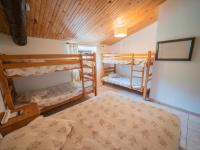 Bed in 6-Bed Mixed Dormitory Room