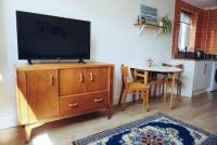 B&B Cleethorpes - Clee Ness - 1 bed maisonette, on the seafront - Bed and Breakfast Cleethorpes