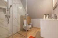 Familienzimmer mit Bergblick