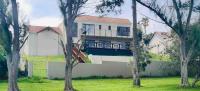 Ndaba Golf Lodge on 13th hole - B&B