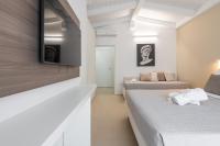Habitación Triple con vistas a la piscina
