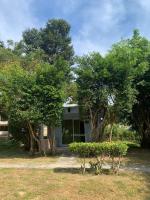 AtMyHomeStay Bangsaphan - B&B