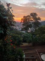 casa montanha com piscina - B&B Águas de Lindóia