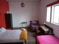 Vierbettzimmer mit eigenem Bad