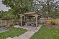 Heated Pool and Spa, 4 Mi to Beach Seminole Home - Chambres d’hôtes Seminole