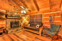 B&B Sevierville - Pigeon Forge Cabin with Private Hot Tub! - Bed and Breakfast Sevierville