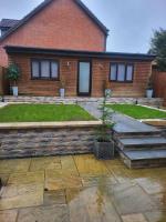 Midway - B&B Garston