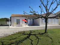 Maison de Vacances 4 pièces avec Jardin Clos, Proche Port et Plage - 6 Couchages à Saint-Pierre-d'Oléron - FR-1-246A-171 - B&B