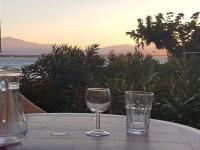 T2 calme avec terrasse et accès à la piscine au bord du lac - FR-1-195-77 - B&B Le Barcarès