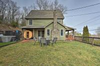 Large Yard and Games Edgewater Escape in Paupack! - B&B
