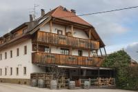 Guesthouse Novak - B&B Dvor