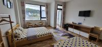 Family Room with Mountain View