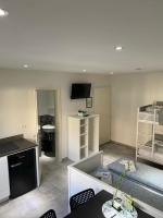 Chambre Familiale avec Douche 