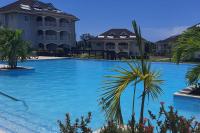 Beautiful 2 Bedroom Condo With Patio - B&B Ocho Ríos