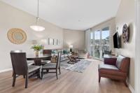 Family friendly condo in heart of Destin! Resort style pool, tennis courts minutes from beach - B&B Destin