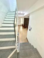 Springfield 3-Storey Cheerful Townhouse #Yoyo Homestay - B&B Sandakan
