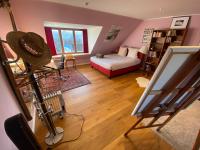 Artist's Loft & Garden - B&B