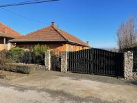 GreenPark Candy Apartments with Large Garden Close to Tokaj - B&B