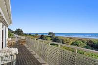 B&B Waiotahi - The Sandcastle, Waiotahe Beach - Bed and Breakfast Waiotahi