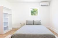 1 Bedroom Apartment El Portal #7 - B&B