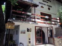Vulture Centre Eastern Rhodopes - Bed and Breakfast Madzharovo