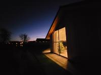 Blue Iris Cottage, Ashlin Farm Barns - B&B