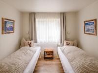 One-Bedroom Apartment with Terrace West