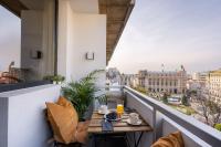 Sunny 2BR Flat - Top Location - Stunning Views - B&B