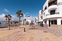 Home2Book Lovely Beachfront Apt Arinaga Green - B&B