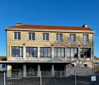Les sables d'or Grand apt lumineux bien équipé 1er étage vue panoramique sur campagne près superette, à 600 m plage proche Omaha Beach et pointe du Hoc parking gratuit, garage à disposition - Chambres d'hôtes Vierville-sur-Mer