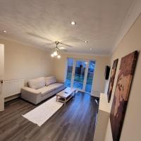 B&B Leicester - hamilton 3 bedrooms 10 minutes from city centre - Bed and Breakfast Leicester